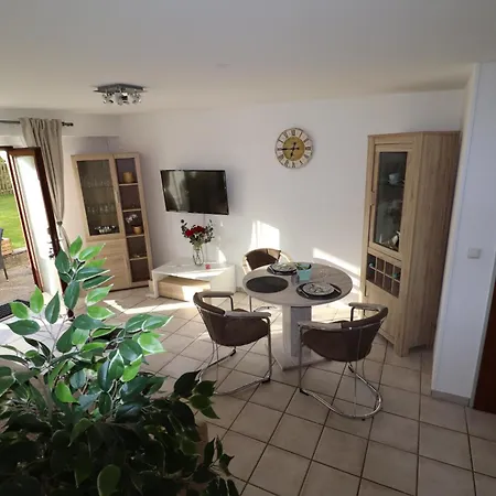 Haus Cornelia Apartment *