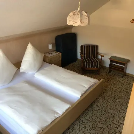 Апартаменты Haus Cornelia *