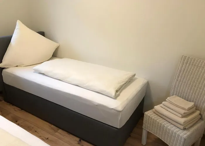 Haus Cornelia Apartamento Einruhr